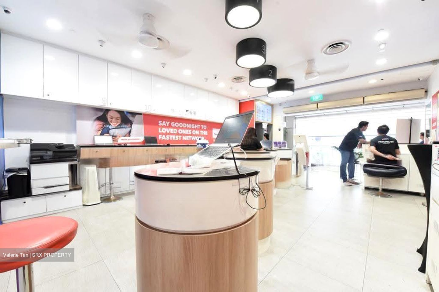 Lucky Plaza (D9), Retail #622078031